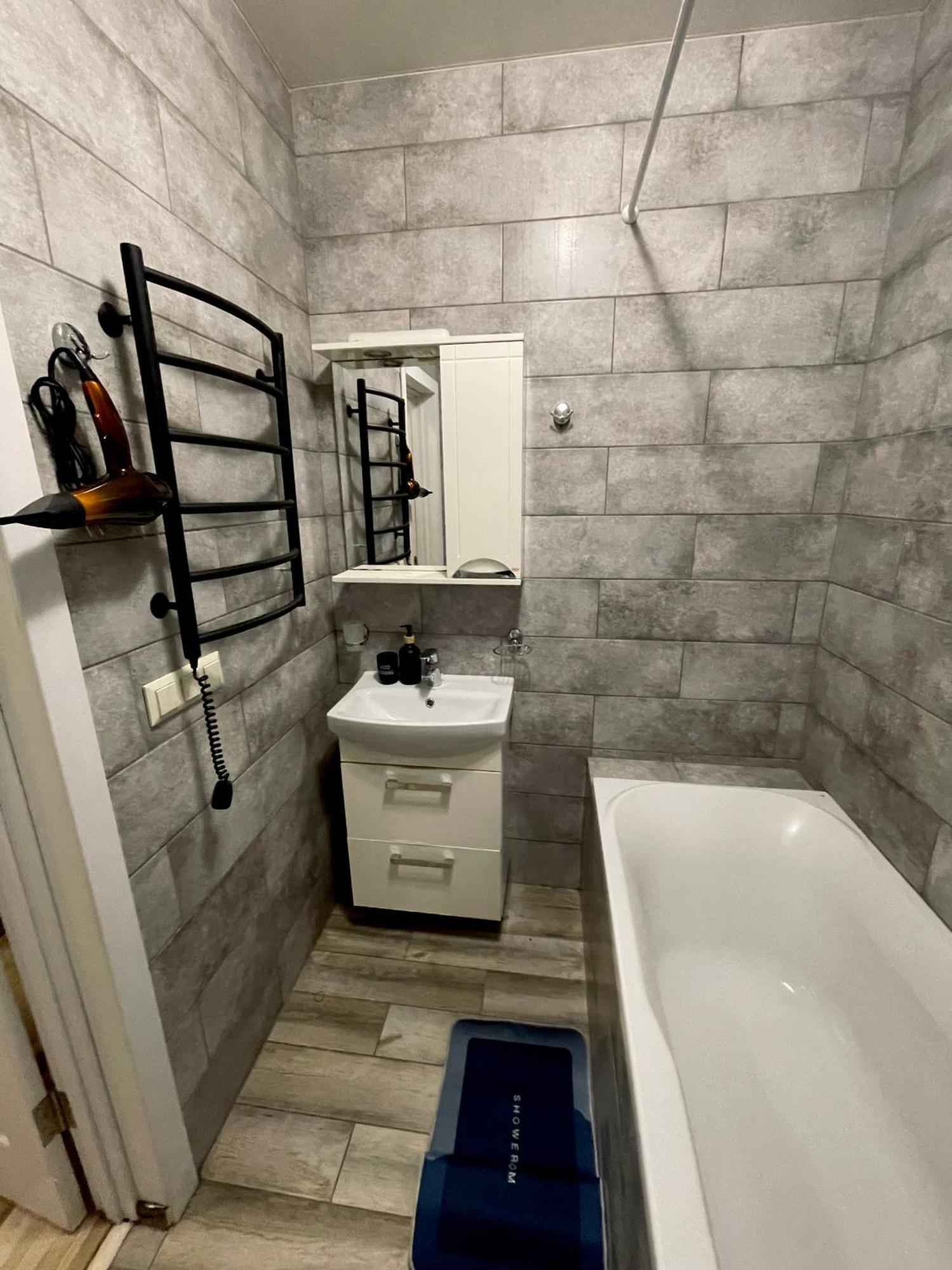 Apartment เคียฟ ภายนอก รูปภาพ